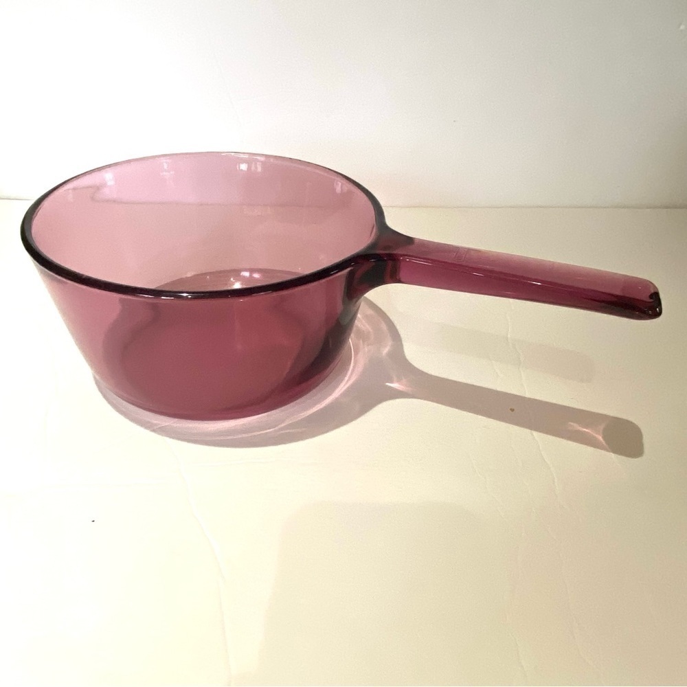 CRANBERRY Corning VISIONWARE 1.5 litre Saucepan
